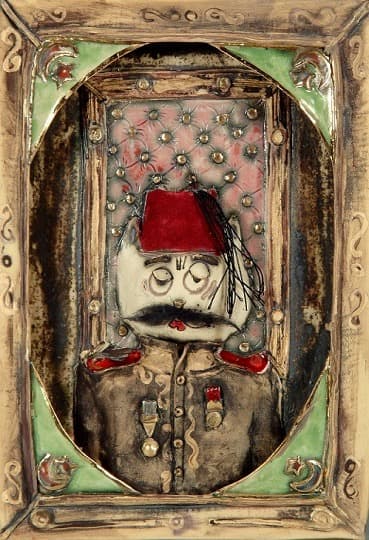 Kedizade Paşa, 2004, Porselen rölyef, sıraltı boyama, sırlama ve altın yaldız