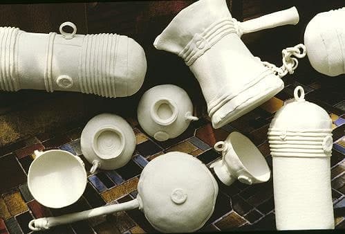 Modern Kahve Seramikleri, 1995, Porselen yerleştirme